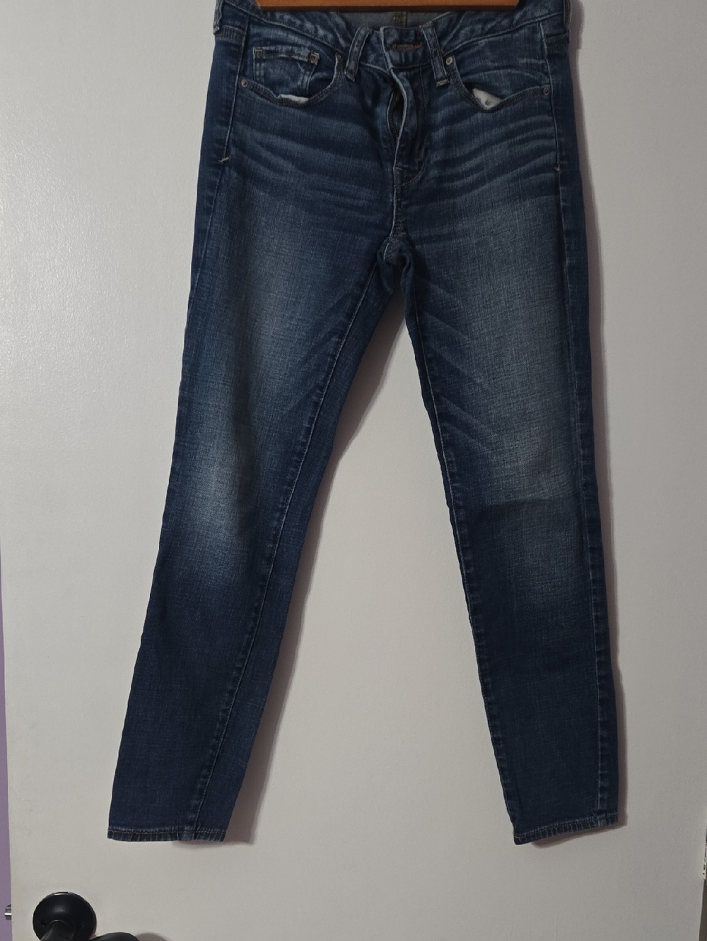 American Eagle Outfitters Women's Dark Blue Skinny Jeans